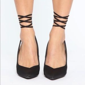 NWT Black “I’m Sprung Pumps”
